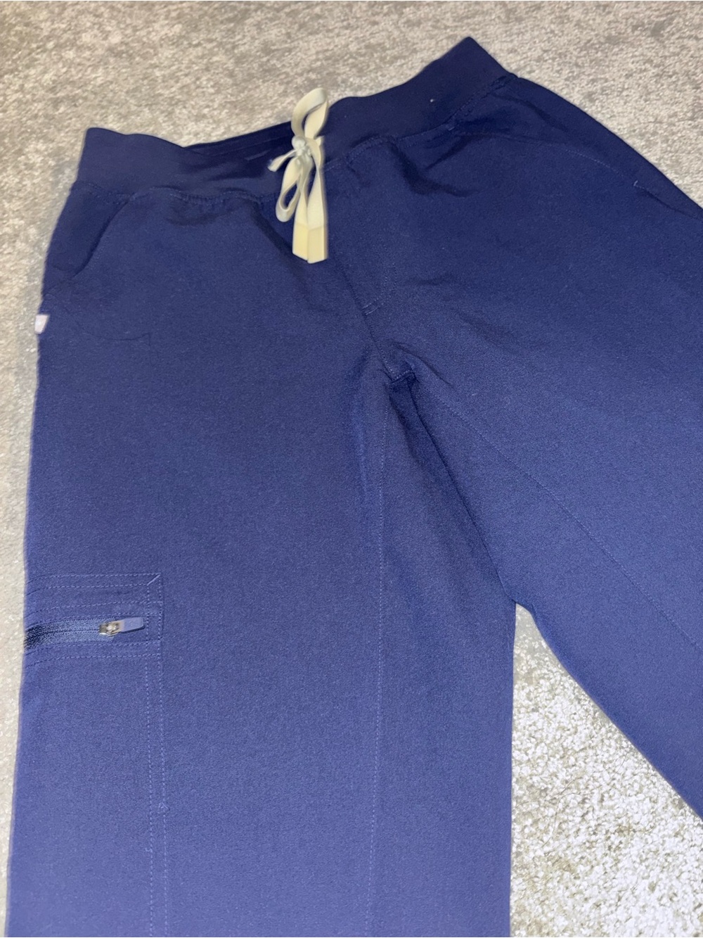 Women’s Navy Figs Scrub Set - Picture 7 of 7